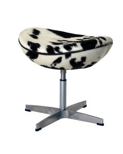 bluefurn voetenbankje | Jacobsen stijl Egg stoel zwart/wit