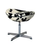 Jacobsen stil Egg stol | fotpall svart vit